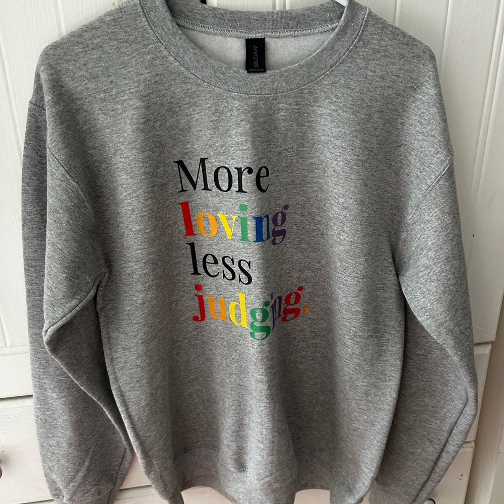 NWOT RAINBOW Crewneck Sweatshirt w/Multicolor POWERFUL Meaningful Saying VIBRANT - Picture 3 of 9